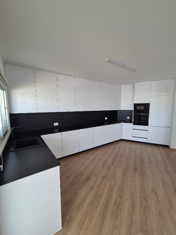 2900 EUR · аренда · penthouse · 3 комнаты · 200 m² · #8639 | MyProperties Cyprus