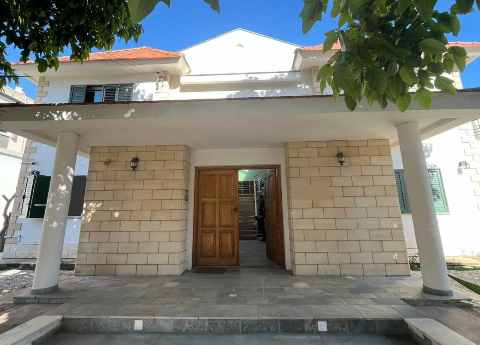5500 EUR · аренда · house · 6 комнат · 418 m² · #9574 | MyProperties Cyprus