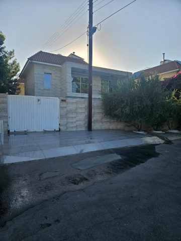 7000 EUR · ενοικίαση · house · 5 δωμάτια · #9746 | MyProperties Cyprus