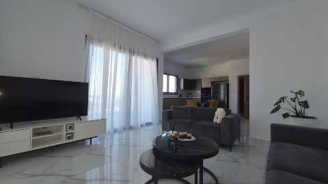 3300 EUR · аренда · apartment · 3 комнаты · 130 m² · #9955 | MyProperties Cyprus