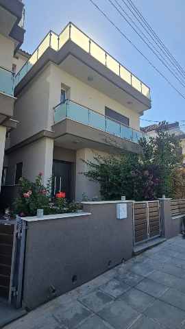 2800 EUR · ενοικίαση · house · 4 δωμάτια · 220 m² · #10098 | MyProperties Cyprus