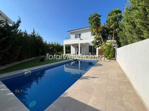 3000 EUR · аренда · house · 3 комнаты · 180 m² · #10651 | MyProperties Cyprus