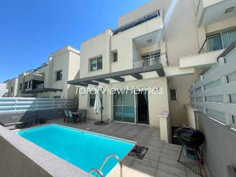4500 EUR · аренда · house · 4 комнаты · 260 m² · #10928 | MyProperties Cyprus