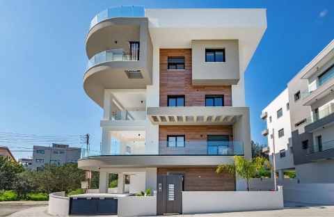 2900 EUR · аренда · apartment · 1 комната · 98.4 m² · #12814 | MyProperties Cyprus