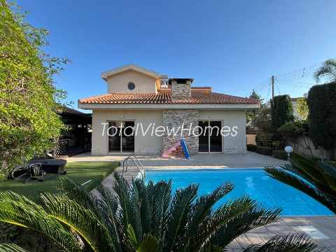 2500 EUR · ενοικίαση · house · 4 δωμάτια · 200 m² · #13119 | MyProperties Cyprus
