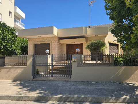 3000 EUR · аренда · house · 4 комнаты · #13446 | MyProperties Cyprus