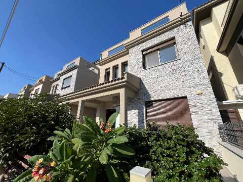 3000 EUR · ενοικίαση · house · 4 δωμάτια · 230 m² · #13640 | MyProperties Cyprus