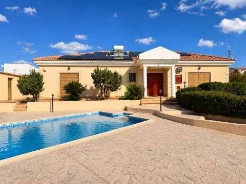 3000 EUR · ενοικίαση · house · 3 δωμάτια · #13689 | MyProperties Cyprus